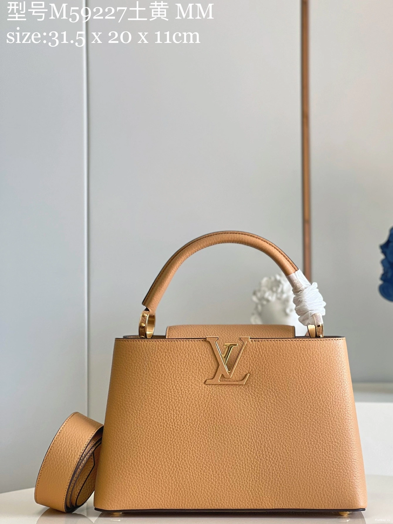 Frstbag ru LOUIS CAPUCINES BB VUITTON 0816